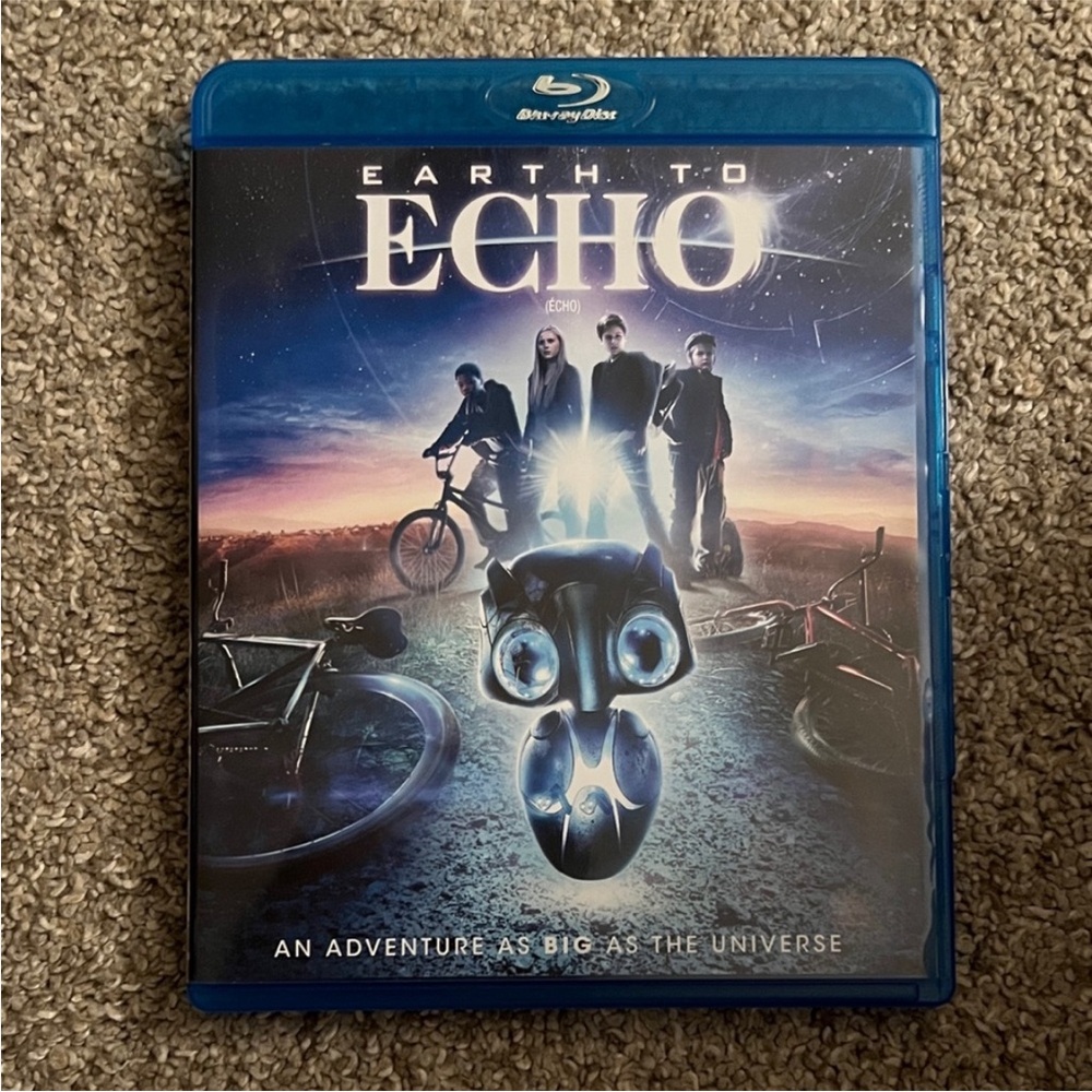 Earth to Echo Blu-ray Disc